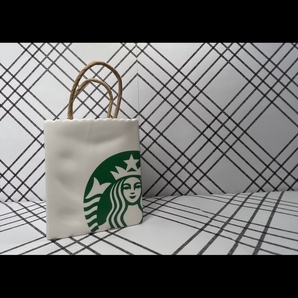 Starbucks 2018 Limited Ceramic Tote Holiday Christmas Tree Ornament